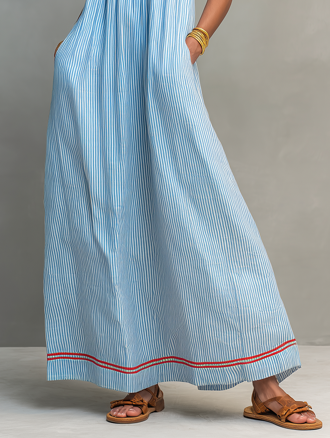 Flávia | Vestido maxi listrado minimalista feminino