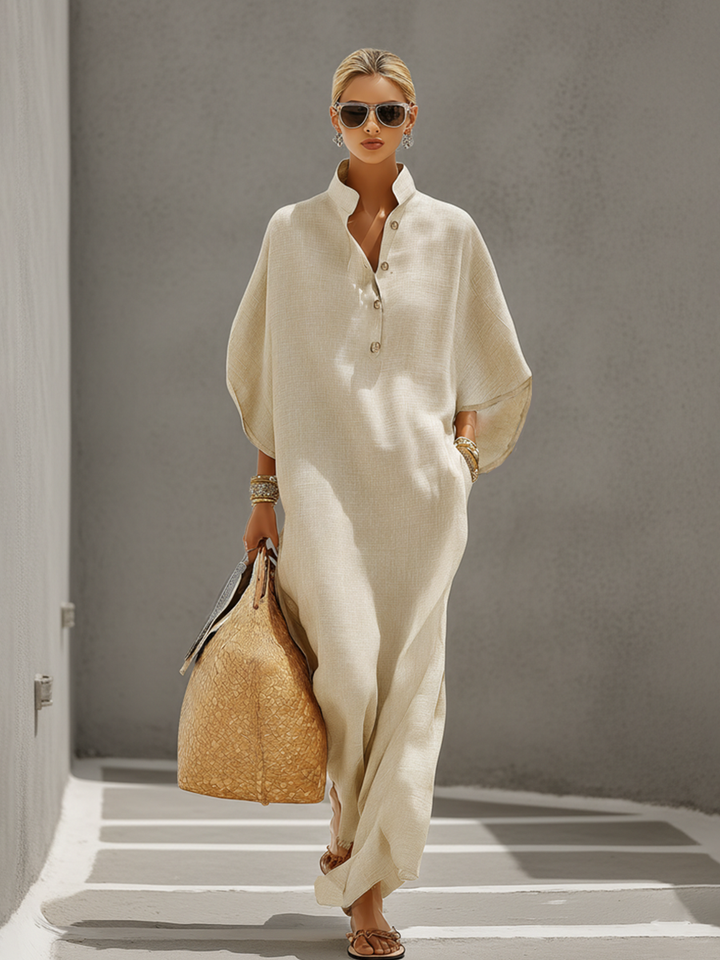 Vestido feminino de linho na cor aveia com gola mandarim e mangas dolman