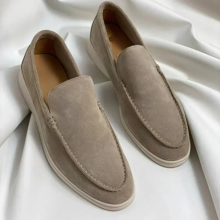 Gustavo | Mocassins em camurça