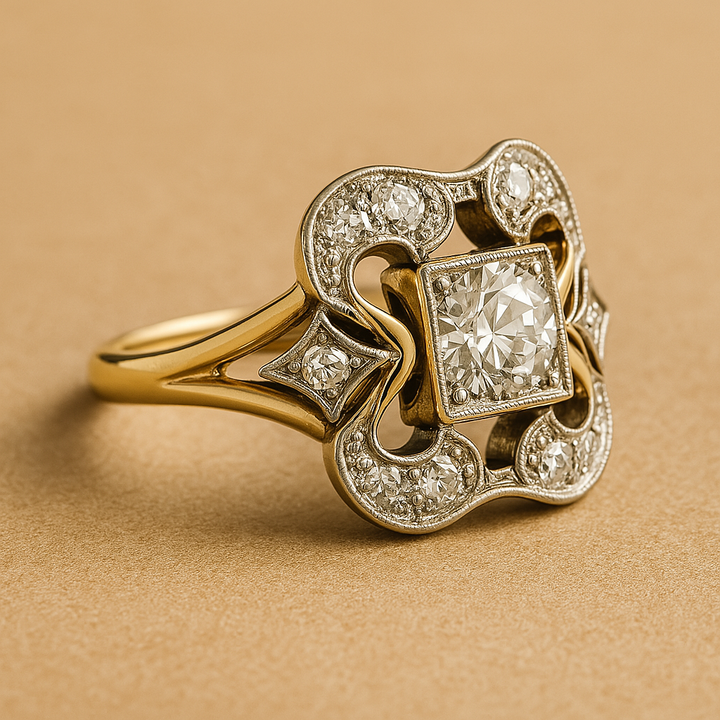 Anel vintage de ouro com zircônia