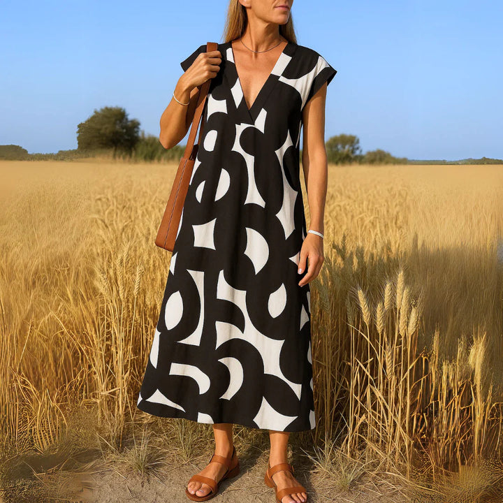 Valeria | Vestido com detalhes recortados