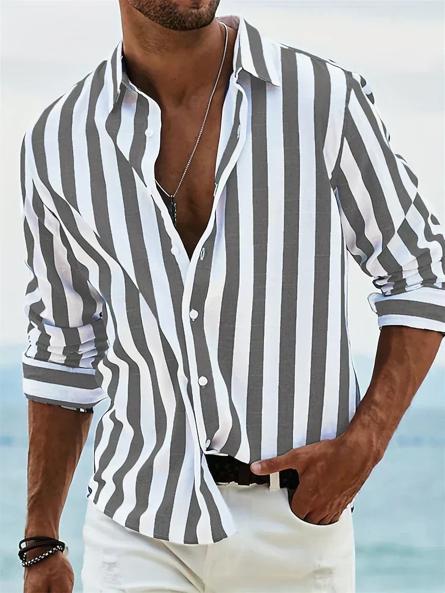 Camisa listrada leve de verão
