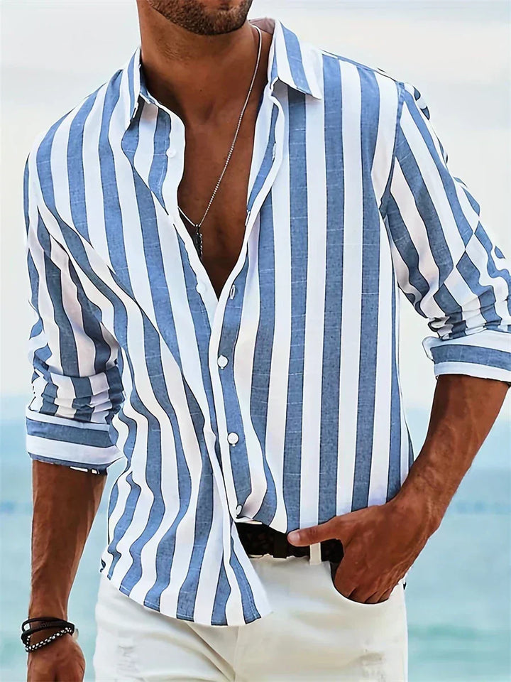Camisa listrada leve de verão