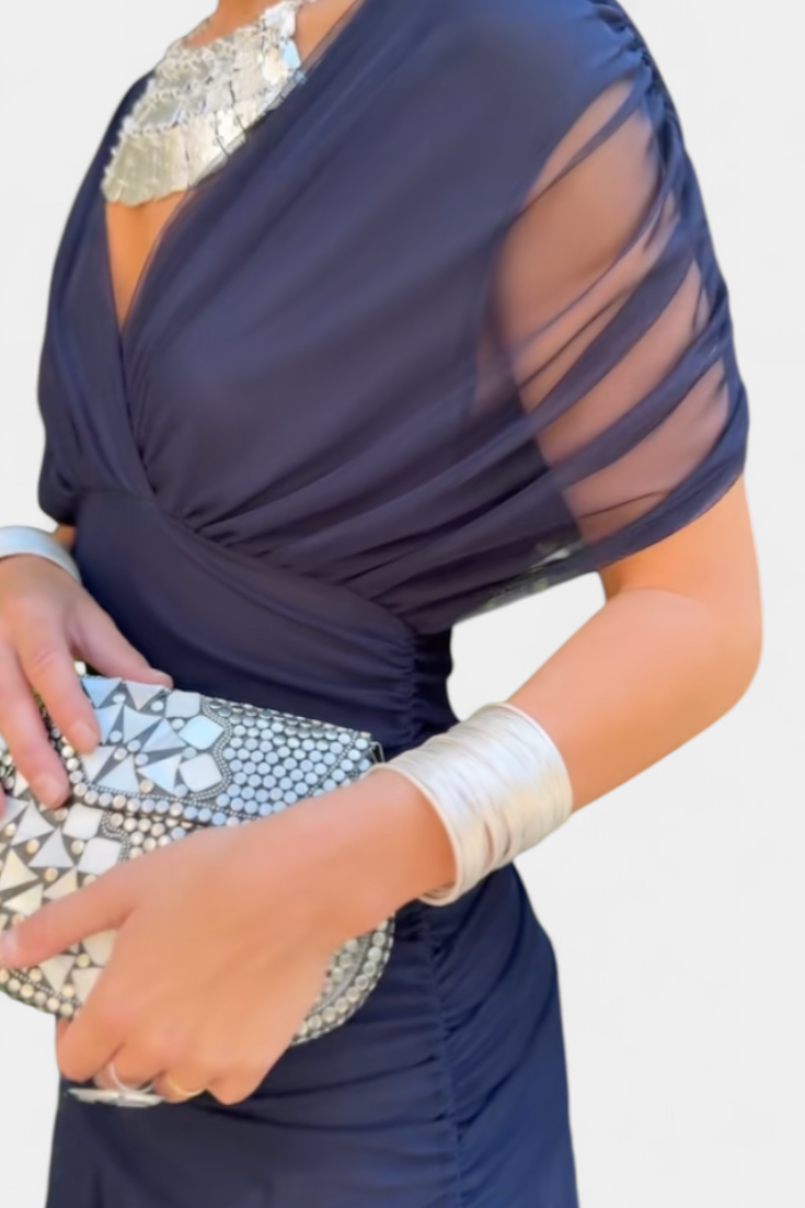 Clara | Vestido longo floral com decote em V