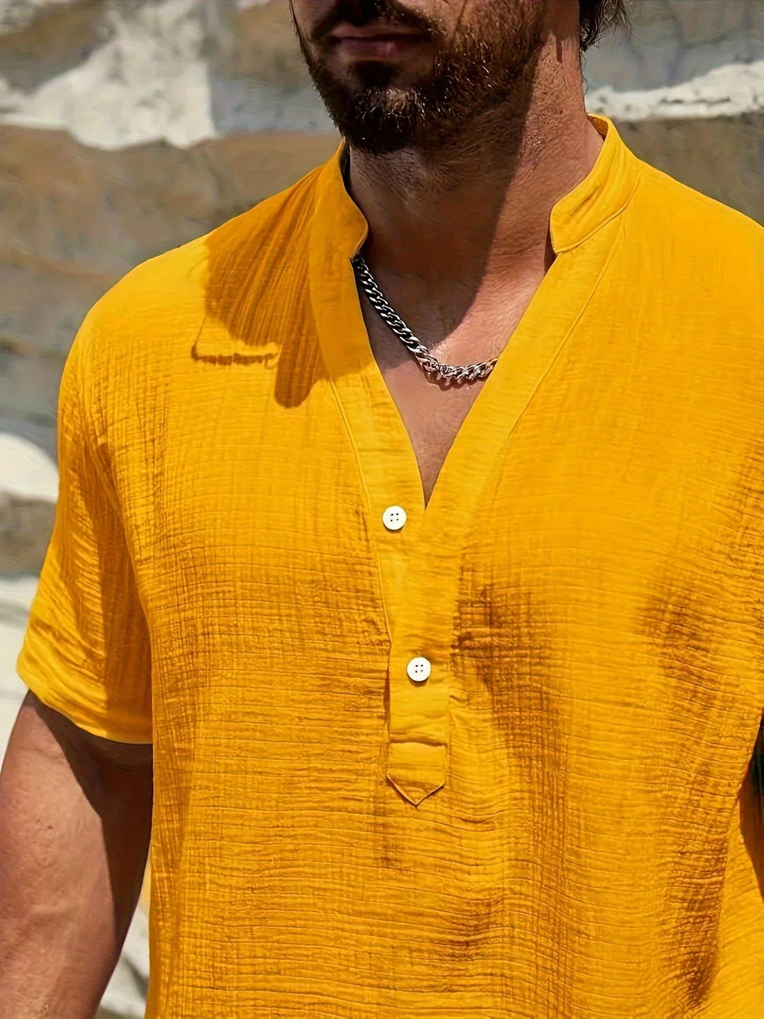 Camisa de verão elegante com gola alta