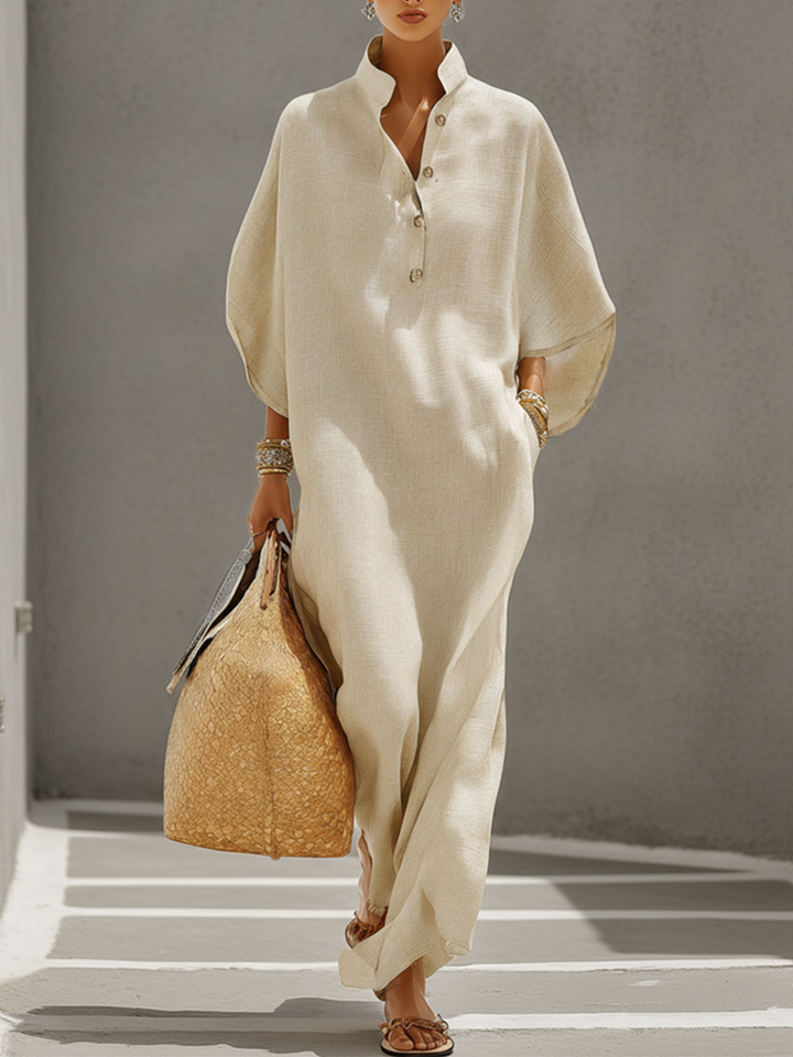 Vestido feminino de linho na cor aveia com gola mandarim e mangas dolman