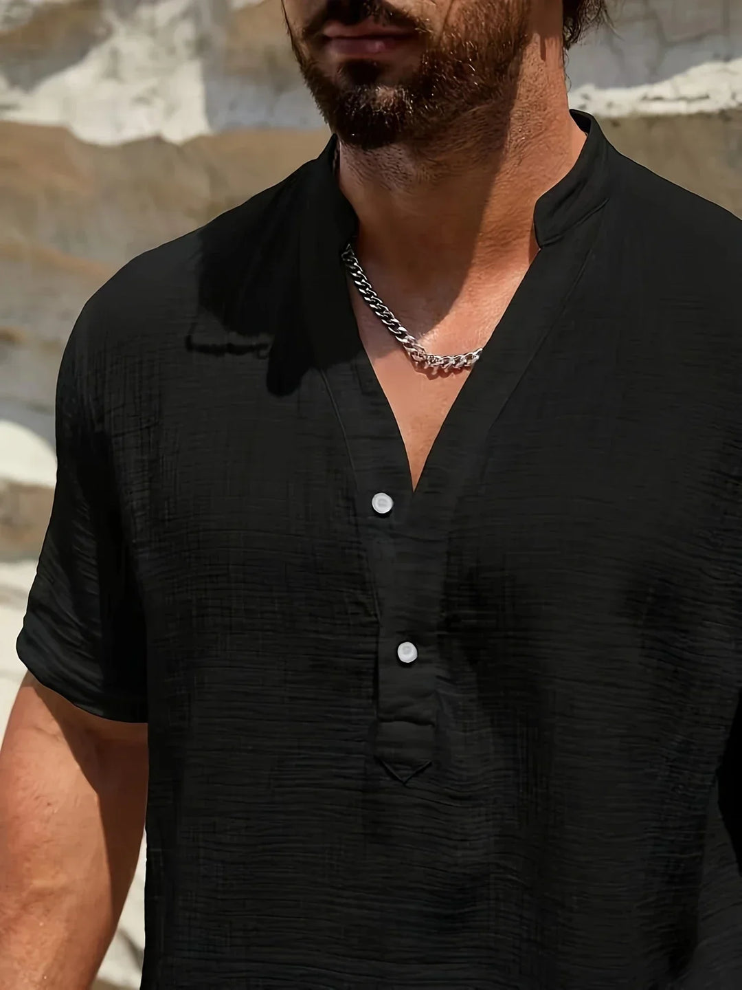 Camisa de verão elegante com gola alta