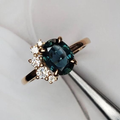 Anel Vintage de Cristal Azul e Zircônia